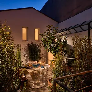 Apartment Right House - Indipendent In Characteristic Marina District, Cagliari