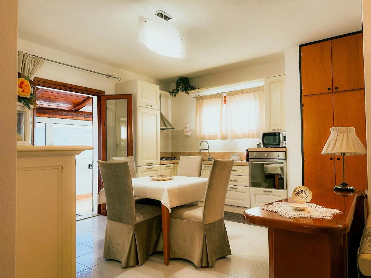 Appartamento Vicino Al Centro Di Olbia Apartment